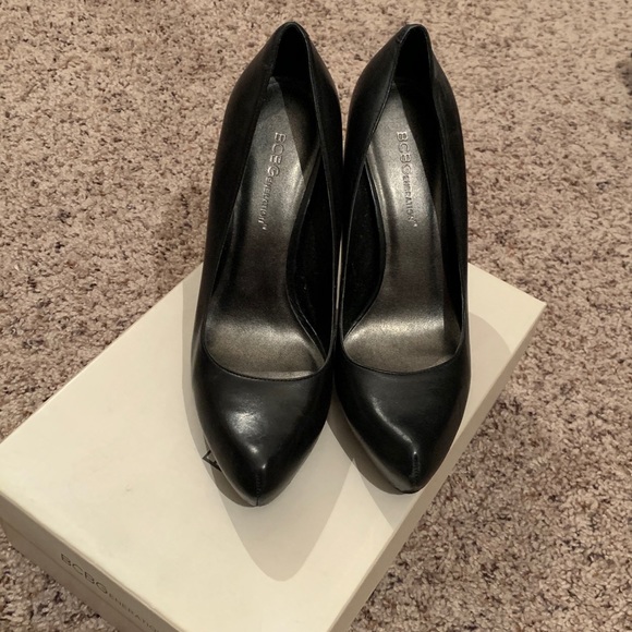 BCBG Black Leather Heels - Picture 6 of 8